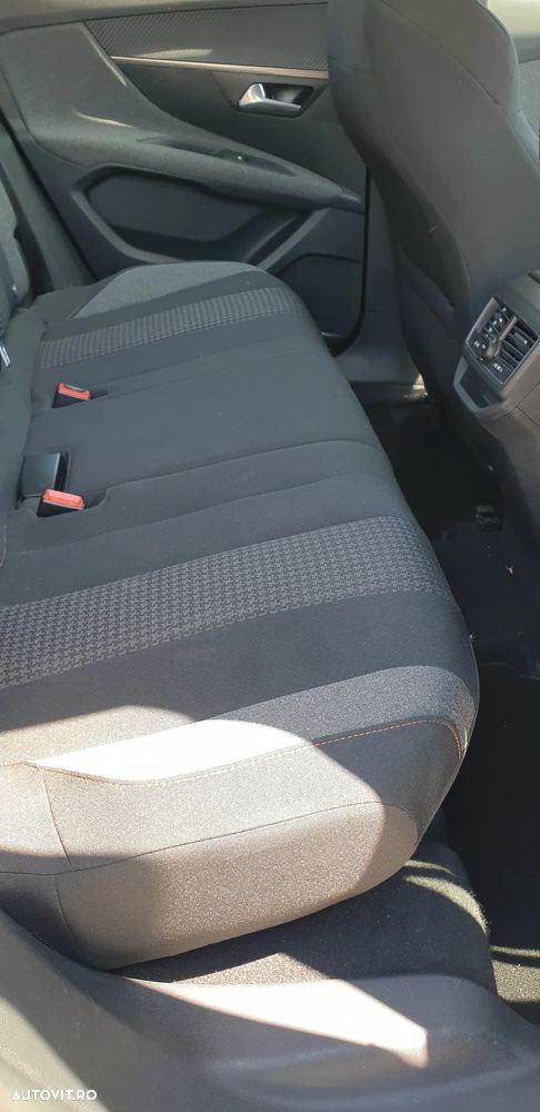 Peugeot 3008 1.5 BlueHDI S&S EAT8 Active - 8