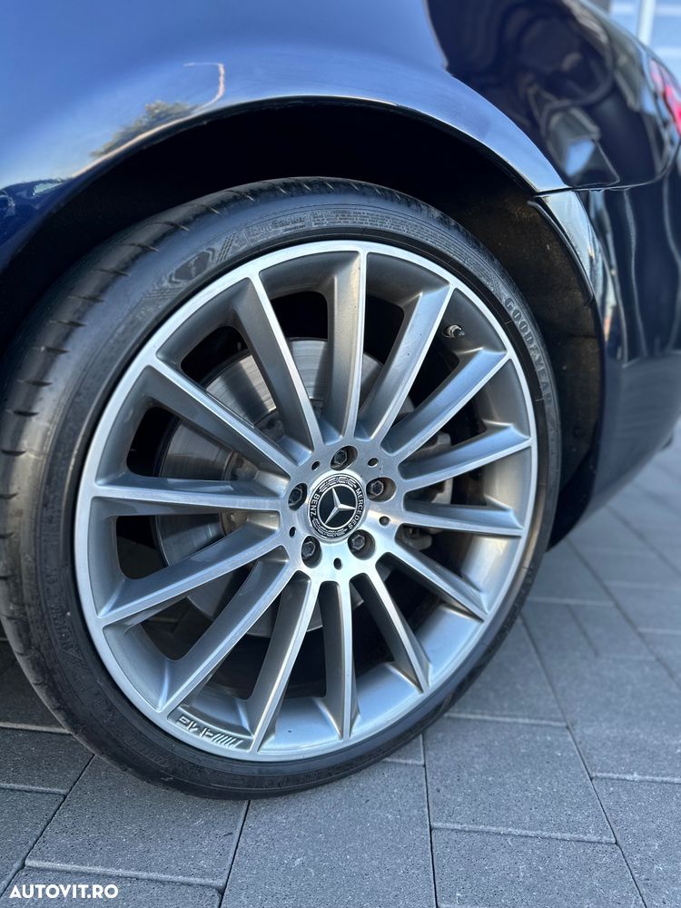 Mercedes-Benz E 400 4MATIC - 37