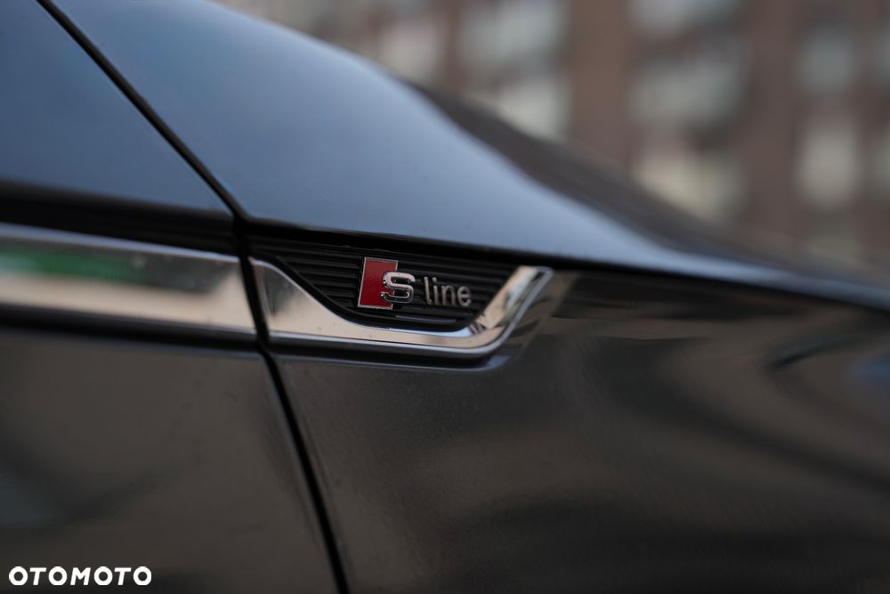 Audi A5 Sportback 40 TDI quattro S tronic S line - 33