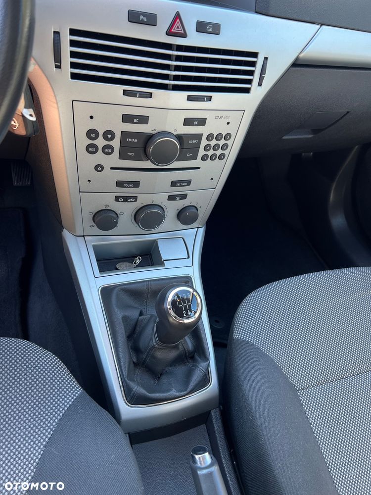 Opel Astra 1.7 CDTI Edition - 9