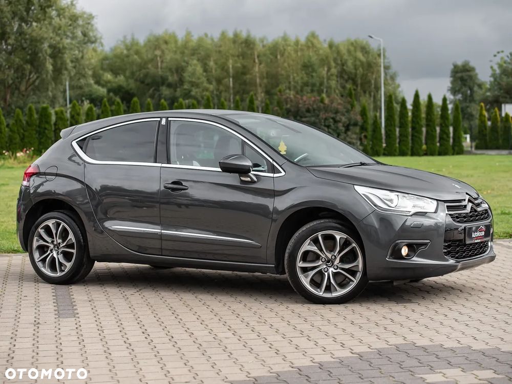 DS Automobiles DS 4 - 10