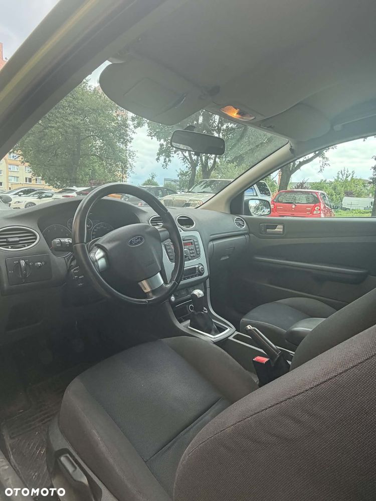 Ford Focus - 12
