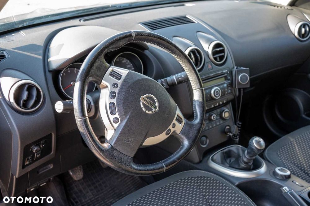 Nissan Qashqai+2 - 6