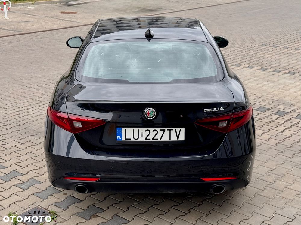 Alfa Romeo Giulia 2.0 Turbo 16V AT8 Veloce - 5