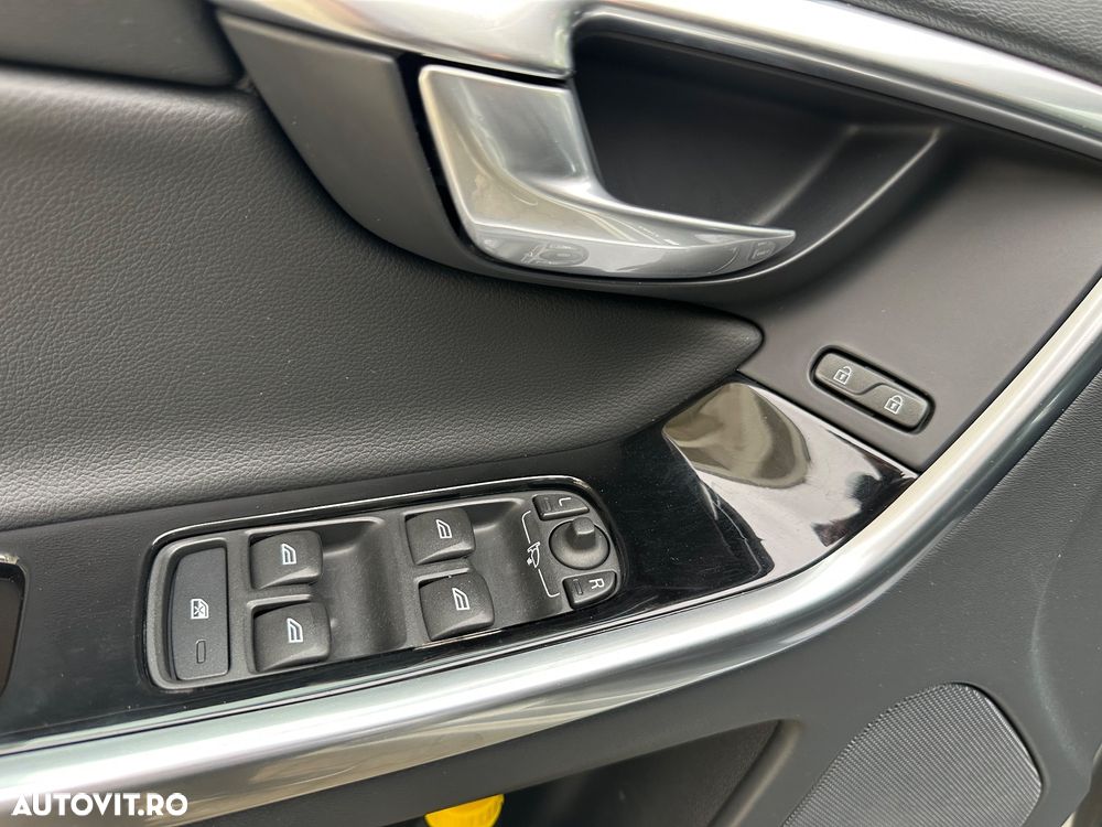 Volvo XC 60 - 20