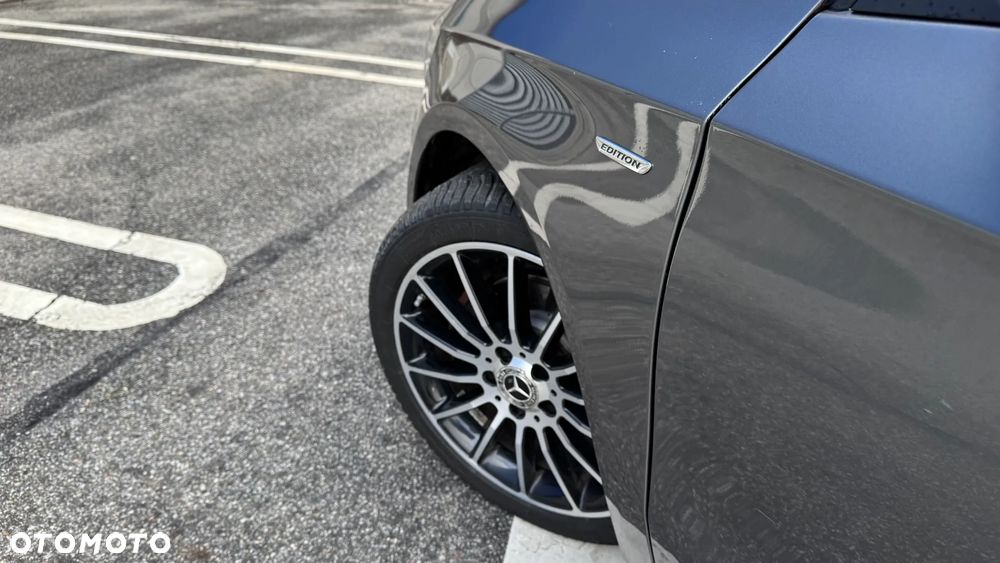 Mercedes-Benz Klasa A 180 (BlueEFFICIENCY) 7G-DCT AMG Sport - 9