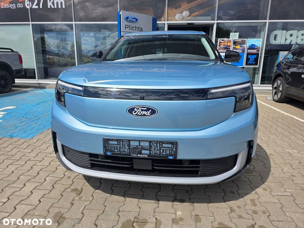 Ford Explorer - 2