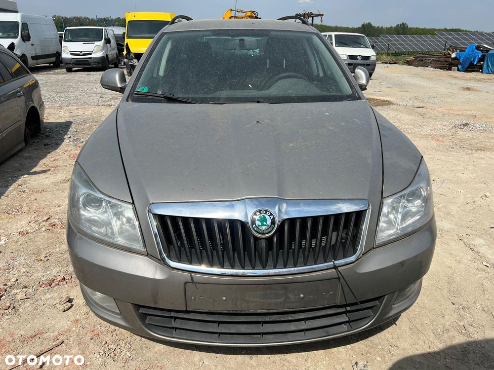 Skoda Octavia II kombi (LF8H) części maska zderzak błotnik lampa drzwi deska klapa