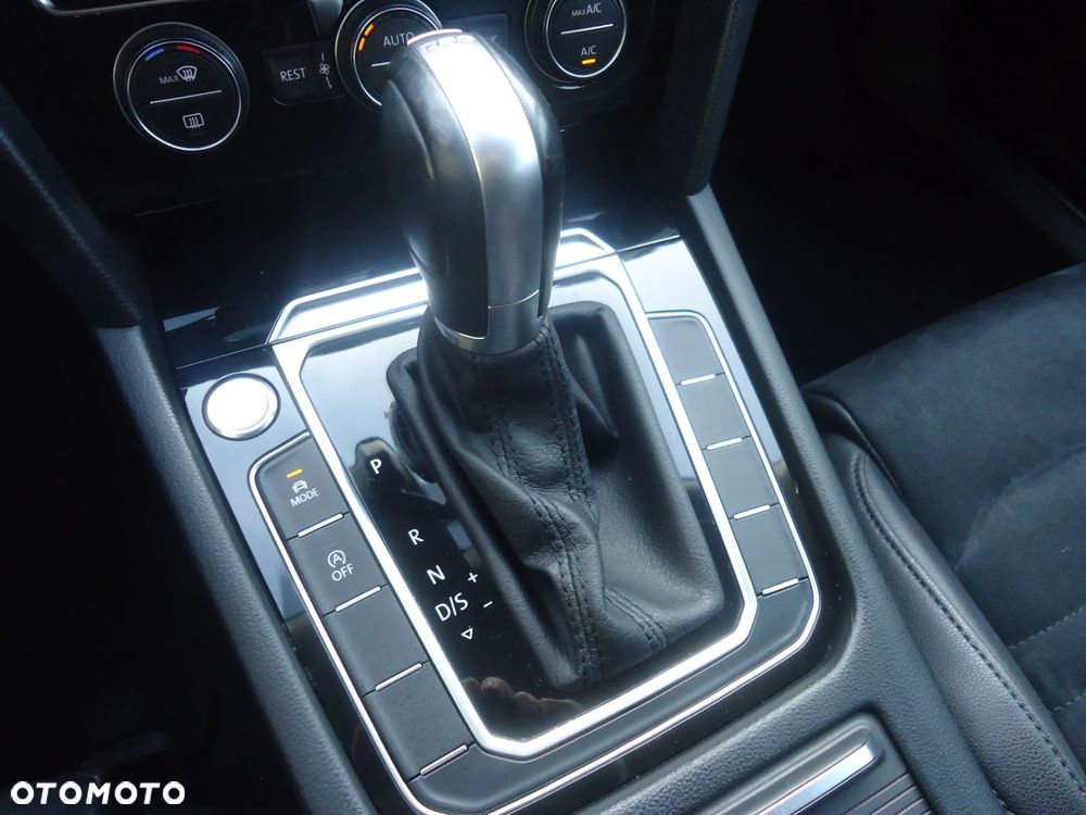 Volkswagen Passat 1.5 TSI EVO Highline DSG - 13