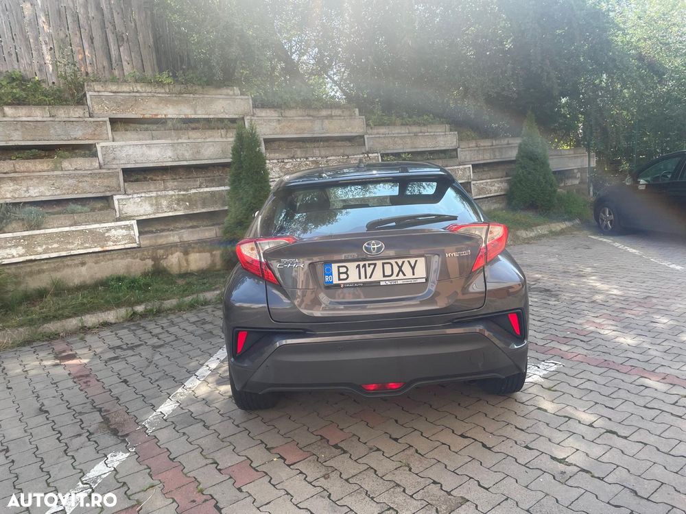 Toyota C-HR 1.8 HSD 4x2 CVT C-enter - 2