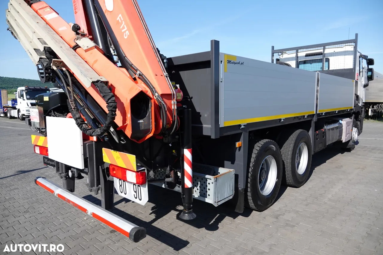 Renault C 380 / 6X4 / TRANSMISIE 6,4 M / + HDS FASSI F175A / CAPACITATE MAX DE RIDARE 7.535 KG / PRELUNGIE 12,3 M / ROTATOR / RADIO COMANDĂ / PNEURI 100% / IMPORTAT - 16