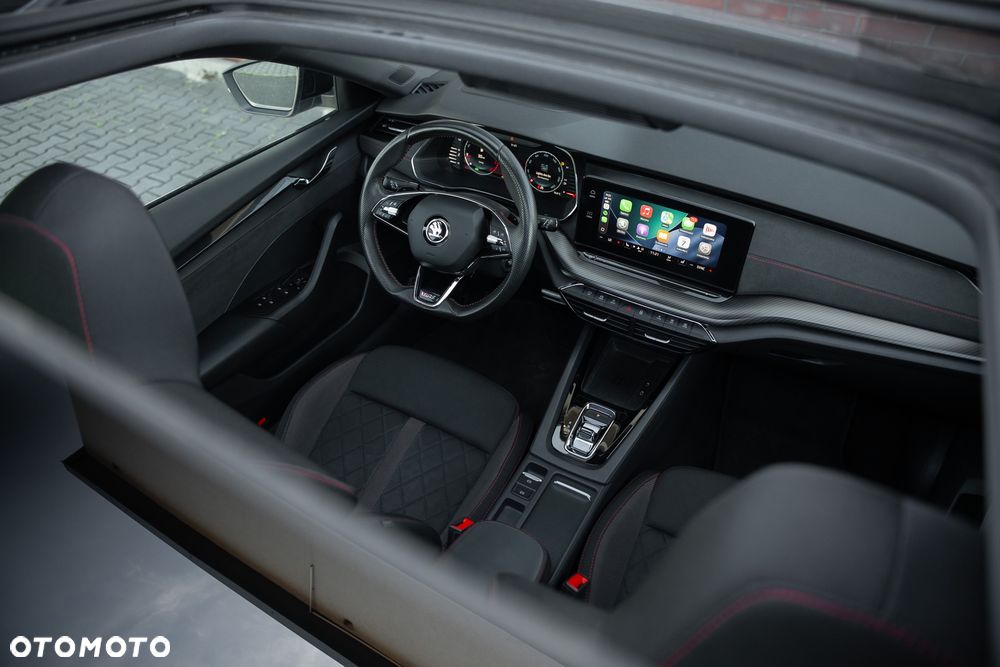 Skoda Octavia 2.0 TSI DSG RS - 27