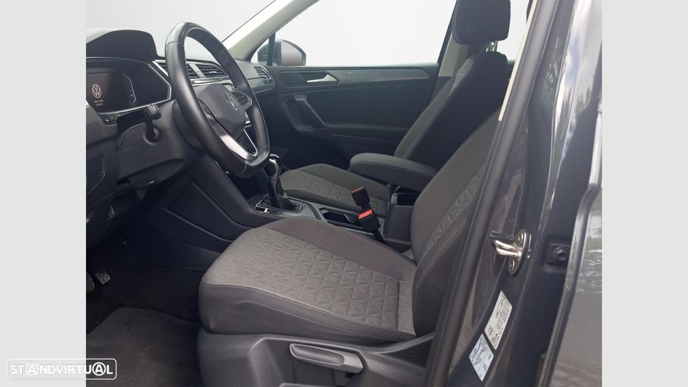 Volkswagen Tiguan 1.5 TSI Life — fotografia 10