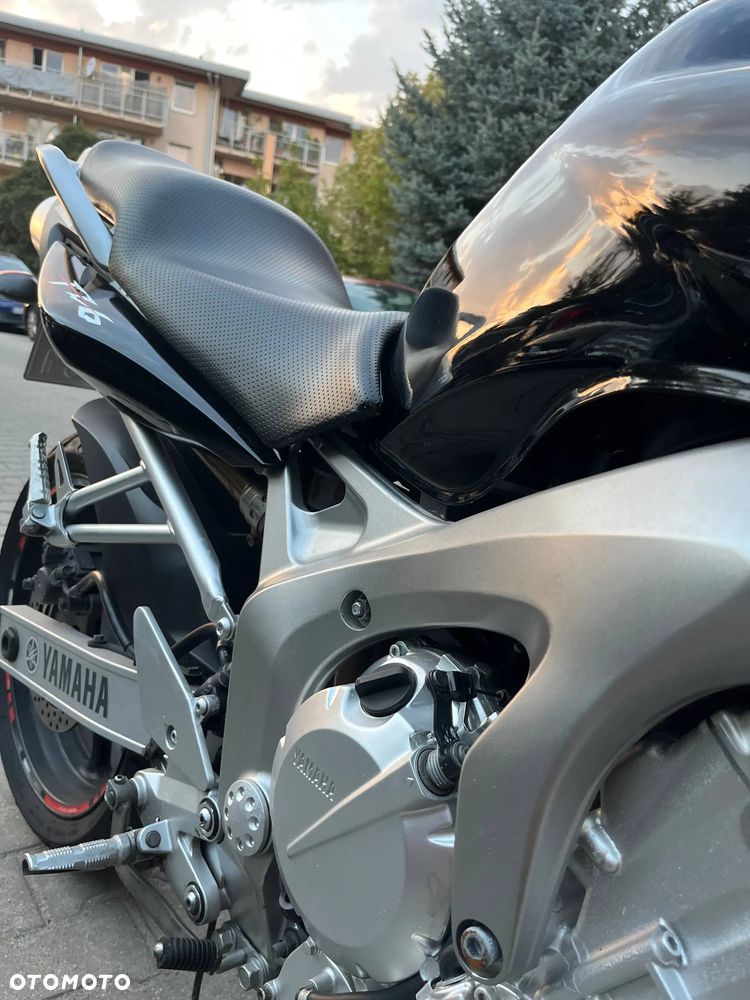 Yamaha FZ6 - 14