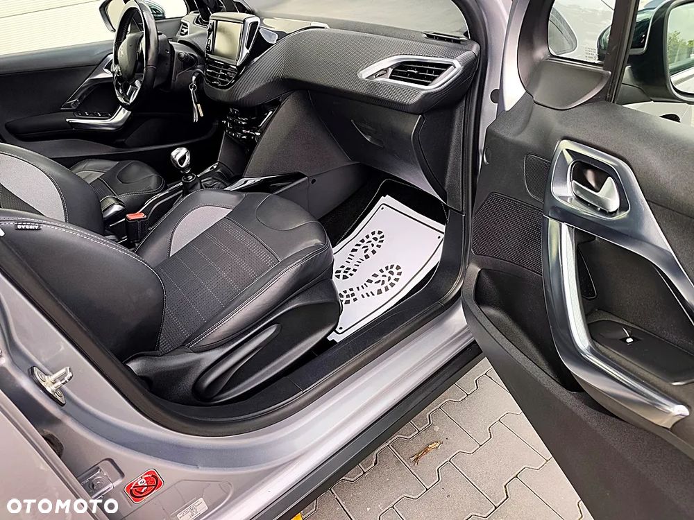 Peugeot 2008 - 21