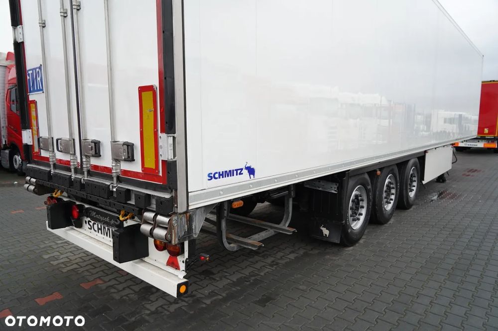 Schmitz Cargobull CHŁODNIA / THERMO KING  / HAKÓWKA / OŚ PODNOSZONA / KOSZ NA PALETY - 13