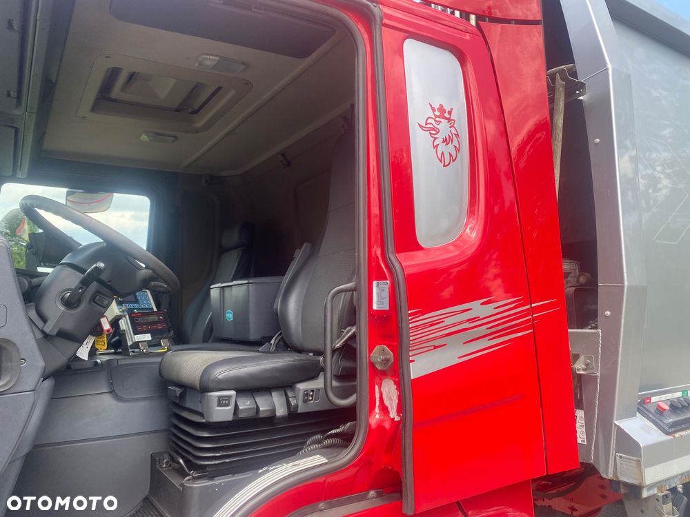 Scania P320 6X2 - 3