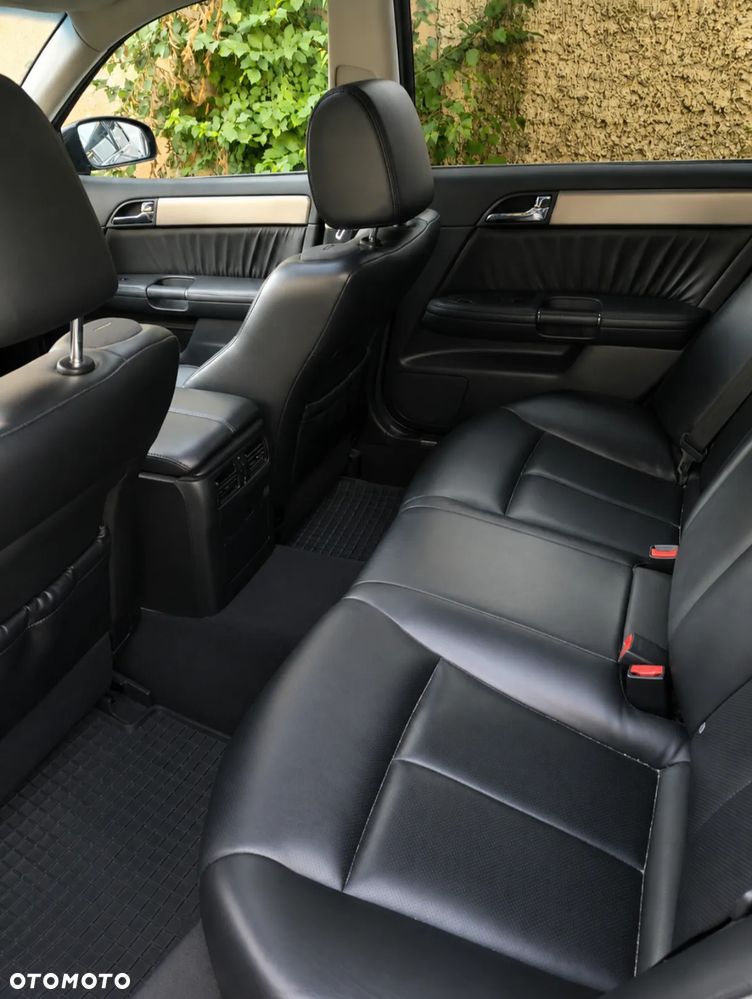 Infiniti M - 7