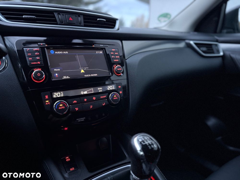 Nissan Qashqai 1.6 DIG-T TEKNA+ - 19