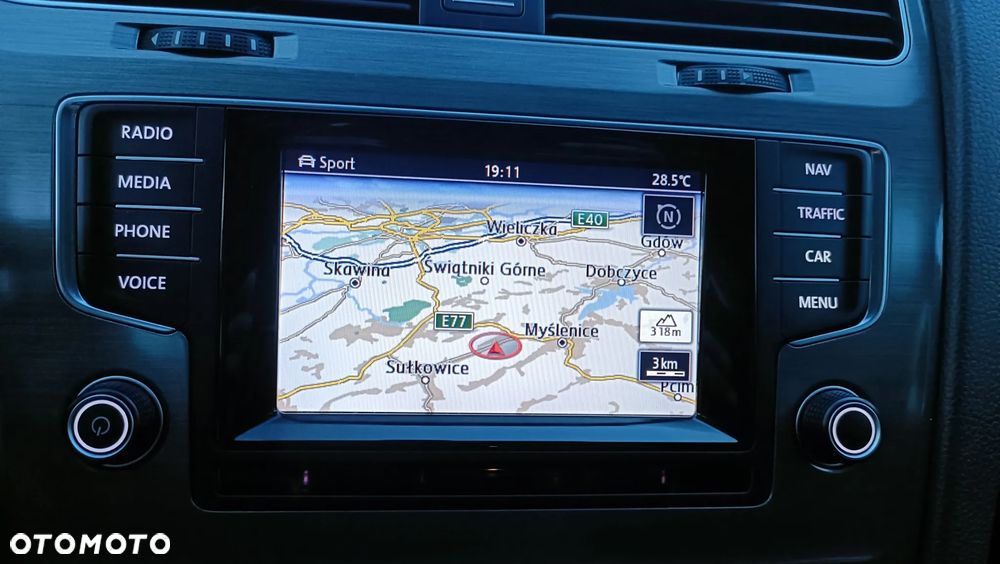 Volkswagen Golf - 18