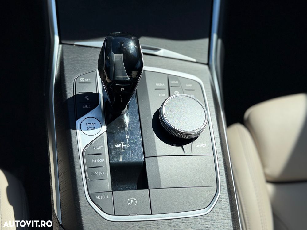 BMW Seria 3 330e iPerformance Luxury Line - 9
