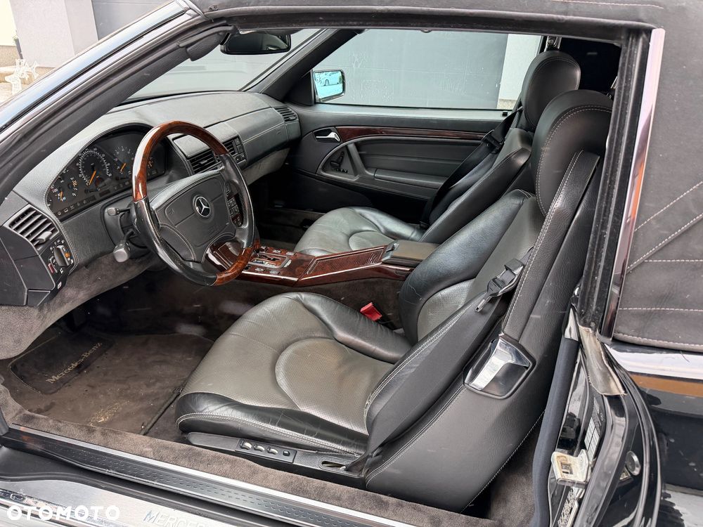 Mercedes-Benz SL - 9