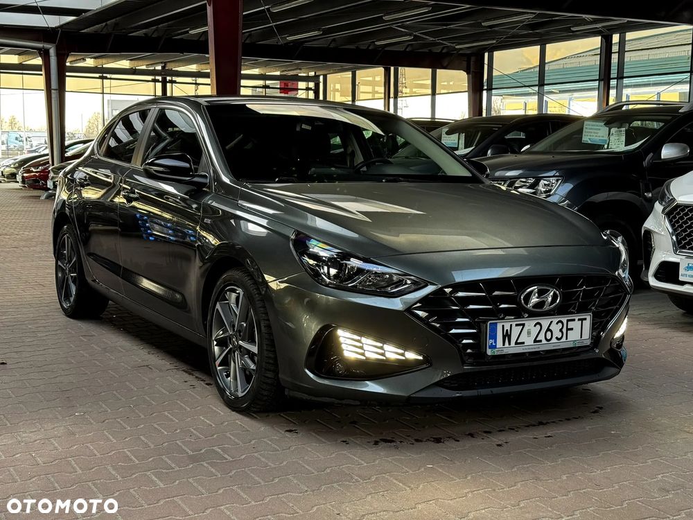 Hyundai i30 1.5 T-GDI 48V Smart DCT