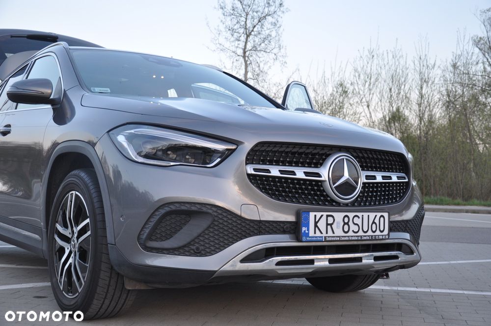 Mercedes-Benz GLA 200 Business Edition - 3