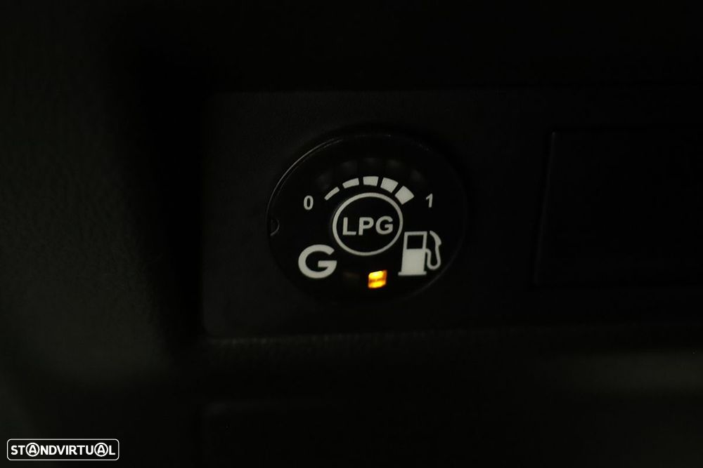 Renault Captur 1.0 TCe Techno Bi-Fuel - 19