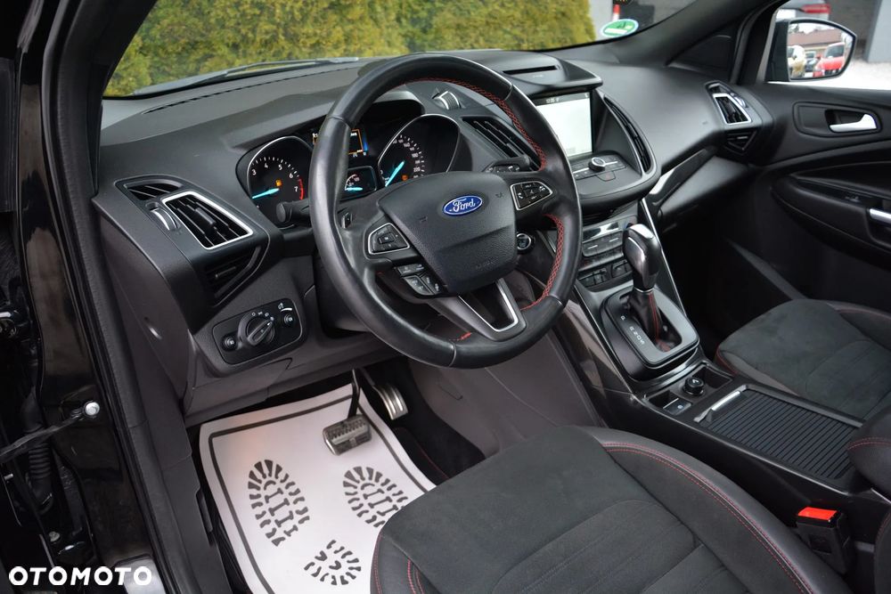 Ford Kuga - 9