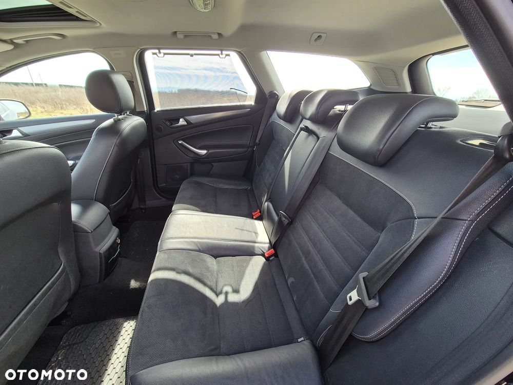 Ford Mondeo 2.0 TDCi Titanium S - 35