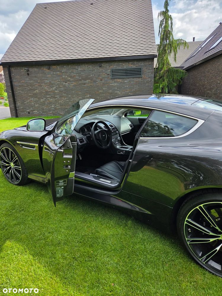 Aston Martin DB9 Touchtronic - 17