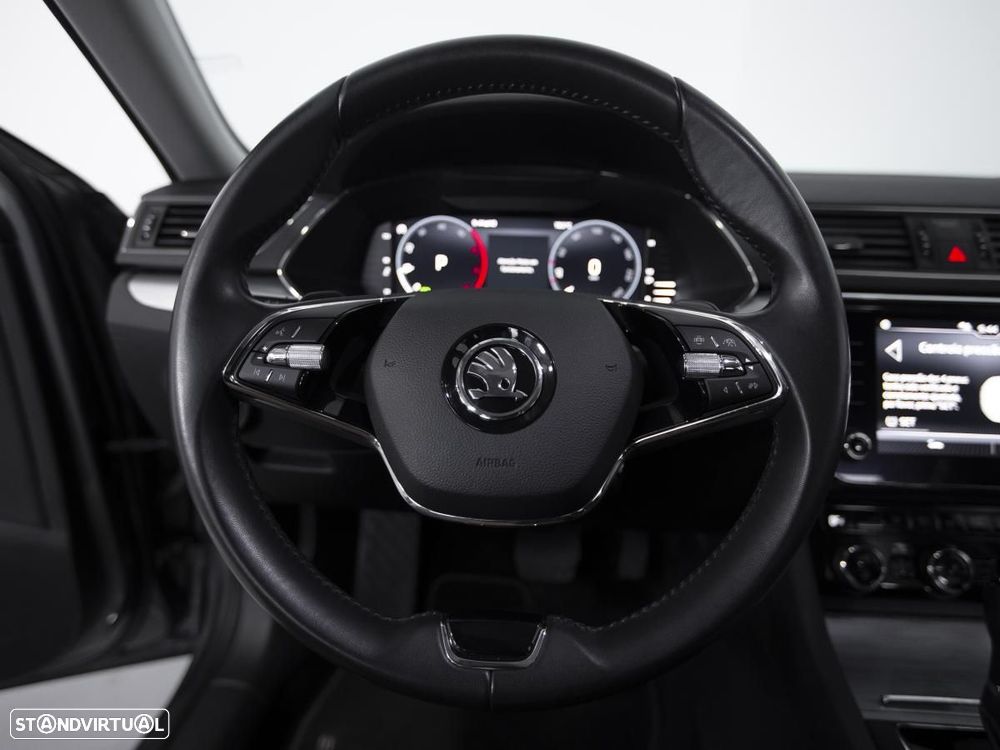 Skoda Superb Break 2.0 TDI Ambition DSG - 15