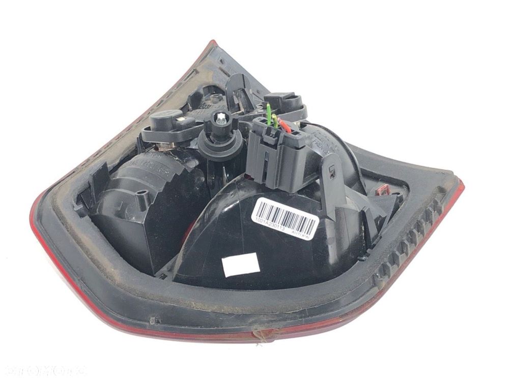 LAMPA TYŁ LEWA WEWNĘTRZNA - 100.00 PLN - CITROEN C5 III Break (RW_) 2008 - 2022 2.0 HDi 165 120 kW - 3