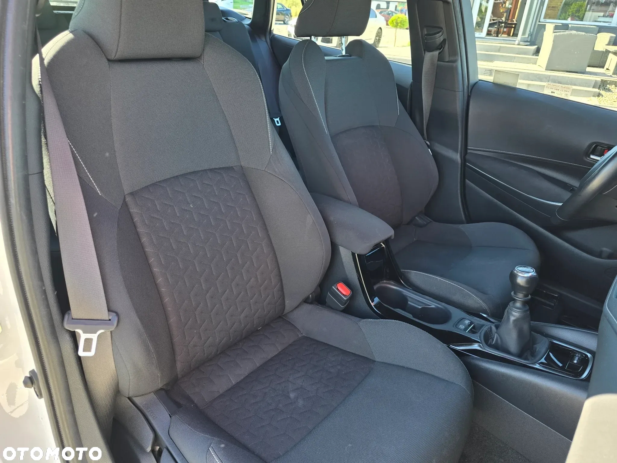 Toyota Corolla 1.2 T Comfort - 29