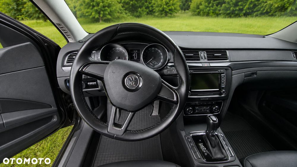 Skoda Superb 2.0 TDI Platinum DSG - 9