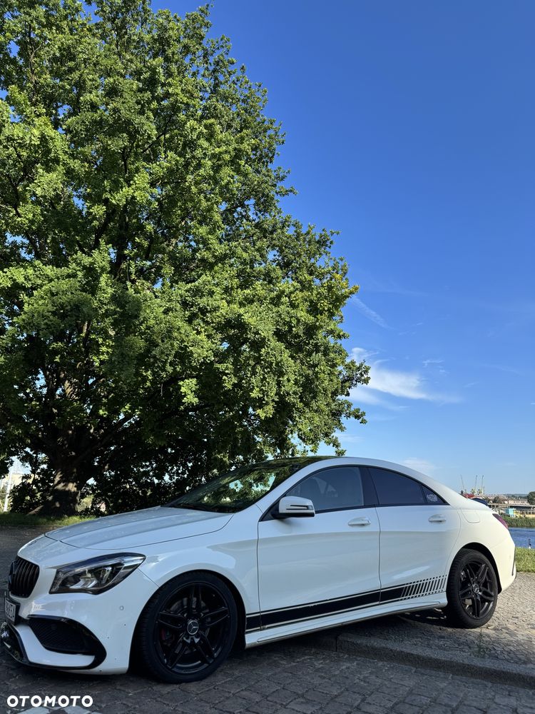 Mercedes-Benz CLA - 5