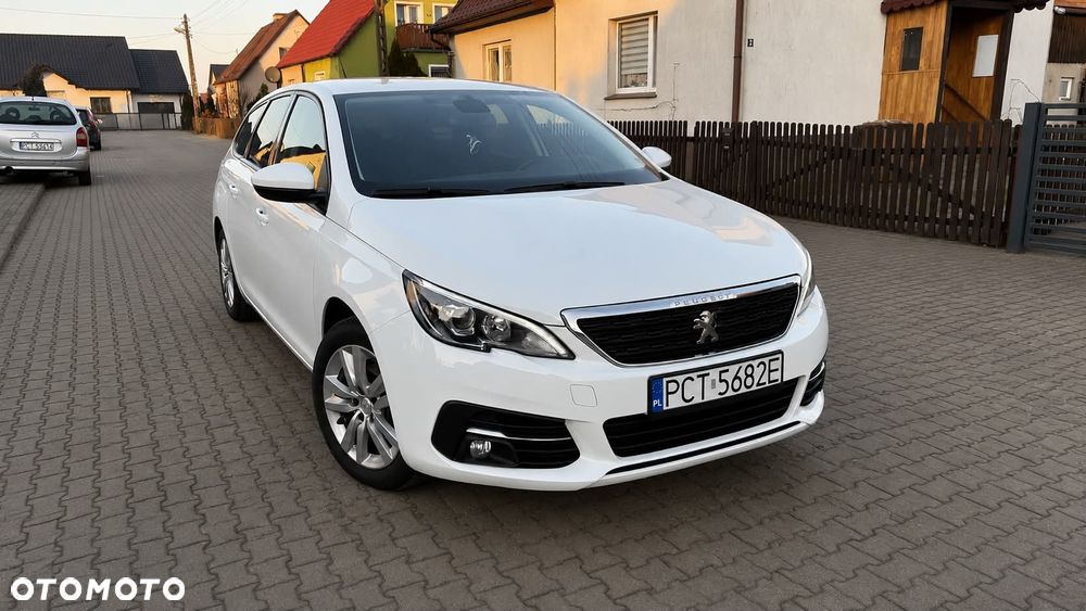 Peugeot 308 - 1