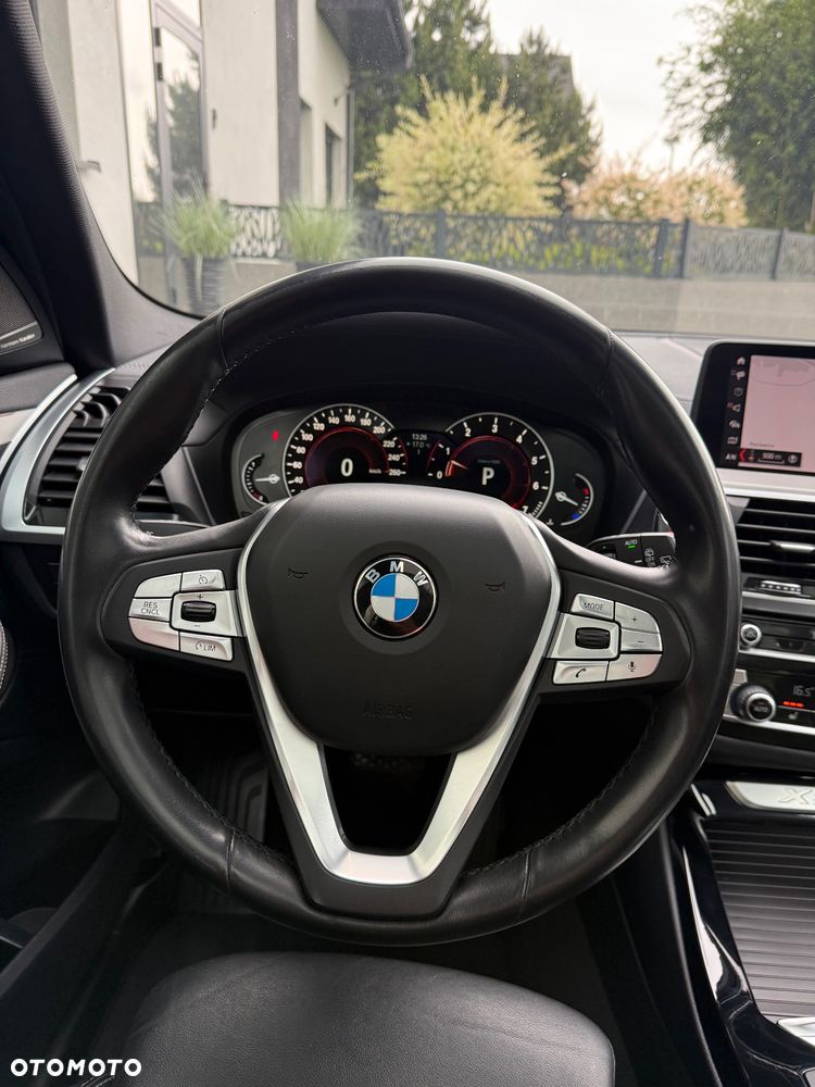 BMW X3 xDrive20i Luxury Line sport - 23