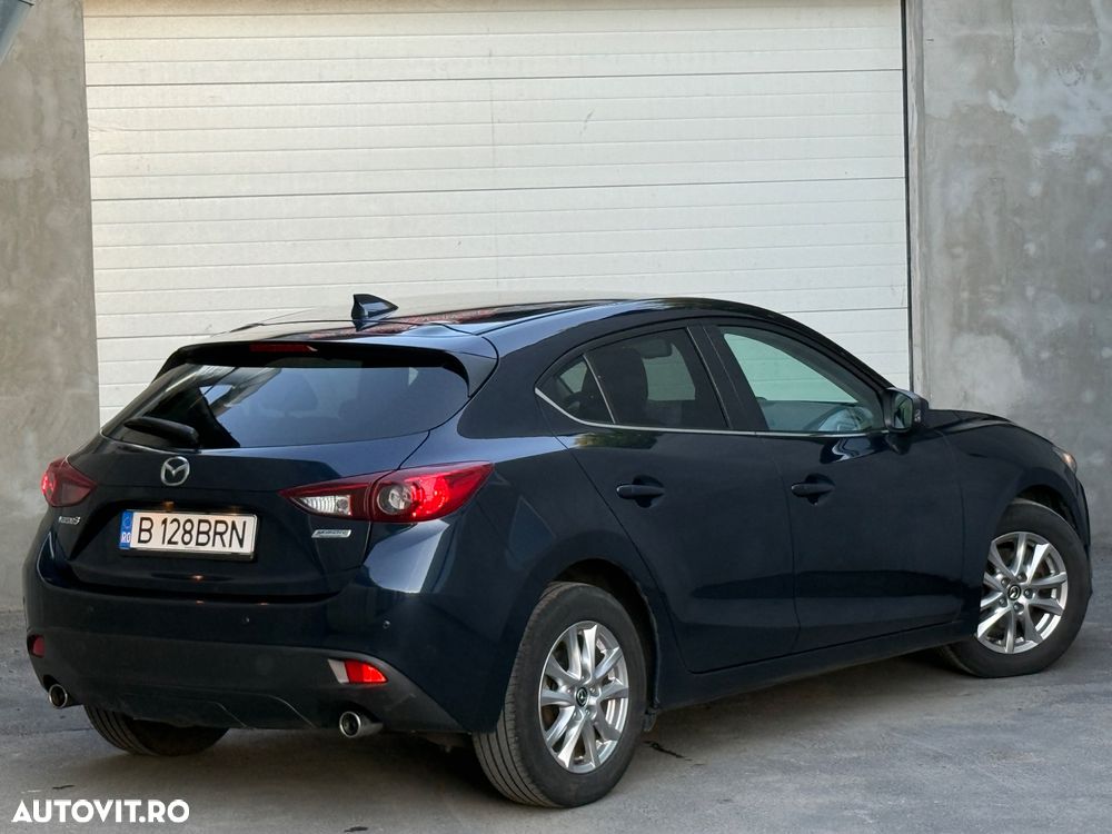 Mazda 3 - 3