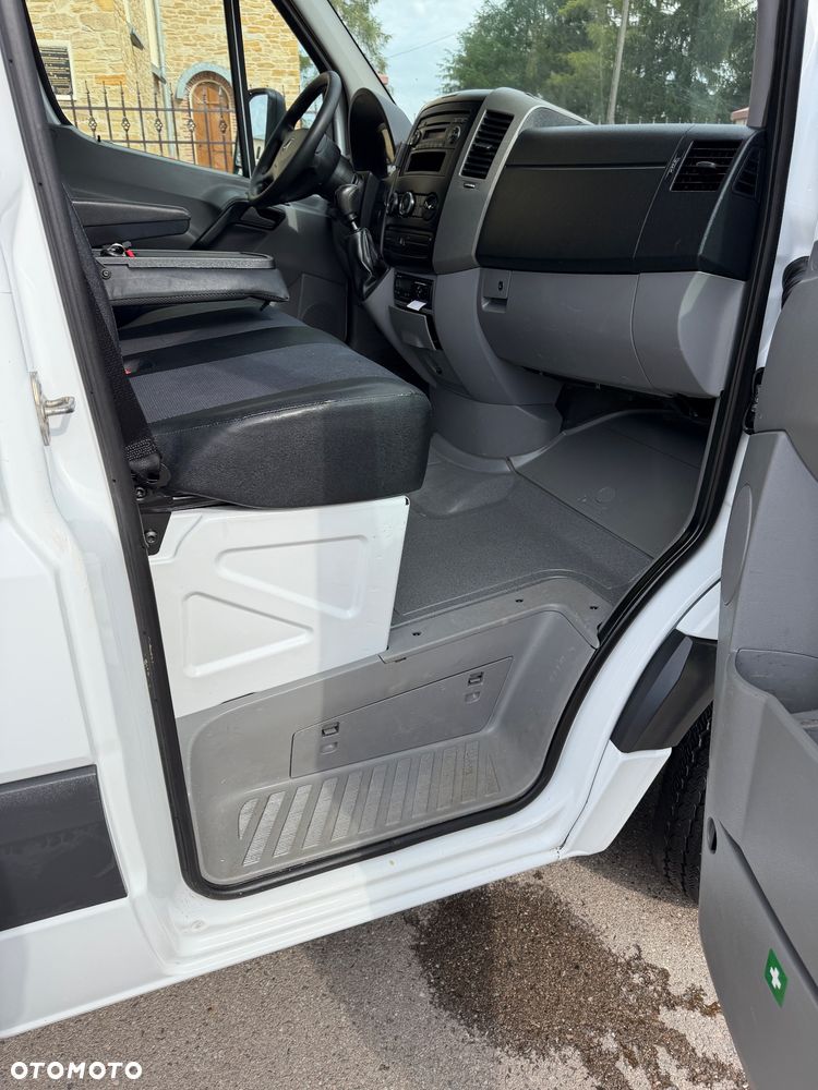 Mercedes-Benz Sprinter - 17