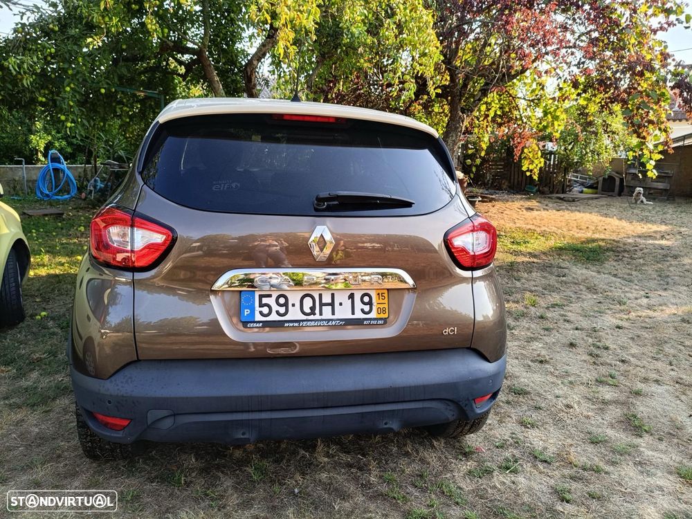 Renault Captur 1.5 dCi Exclusive - 4