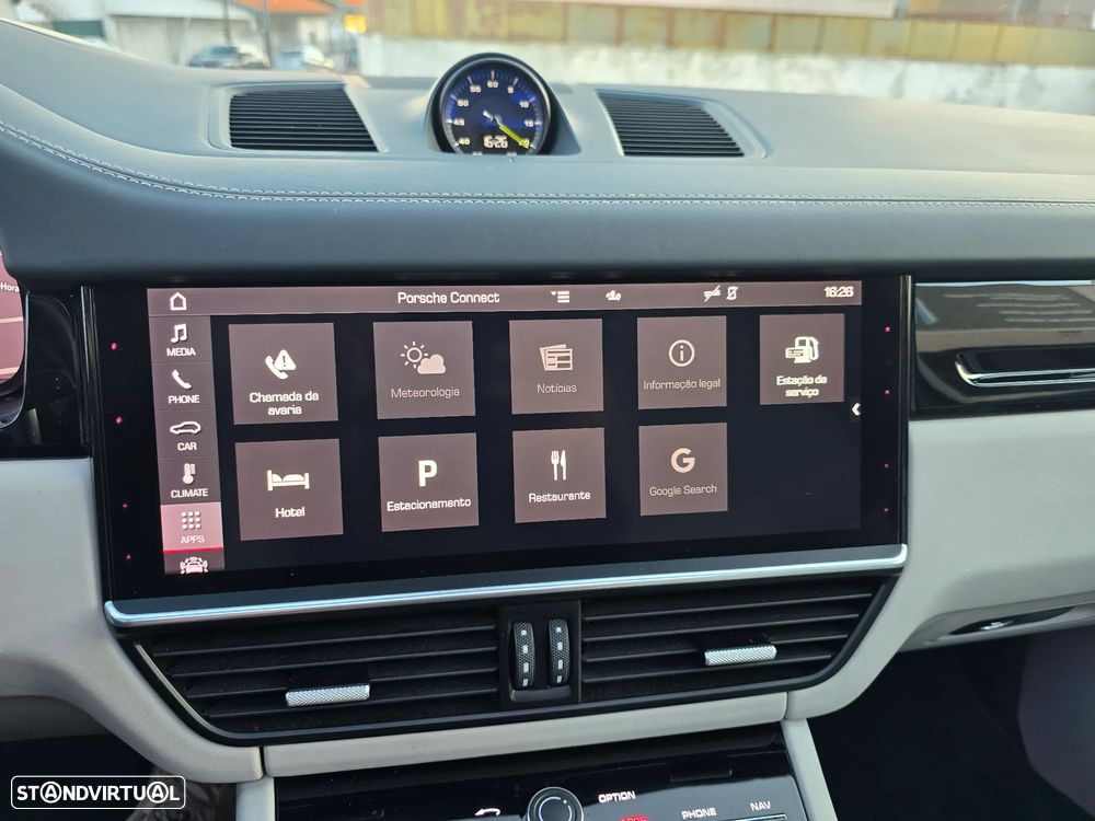 Porsche Cayenne E-Hybrid - 32