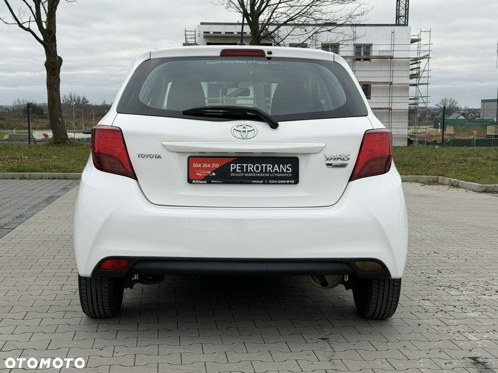 Toyota Yaris - 8