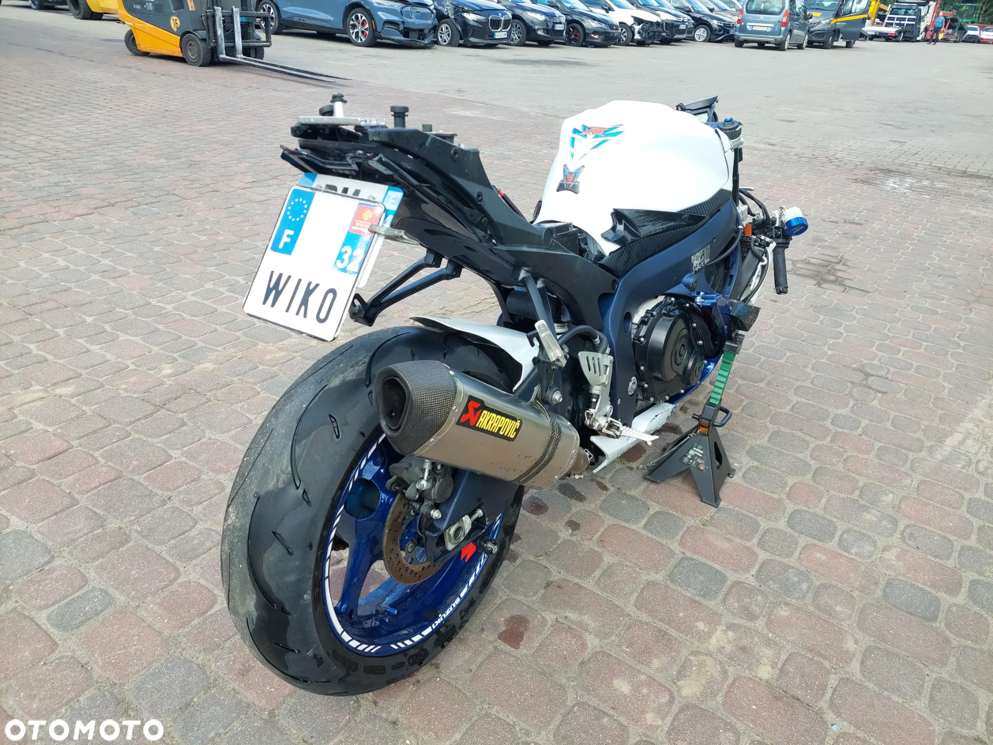 Suzuki GSX-R - 6