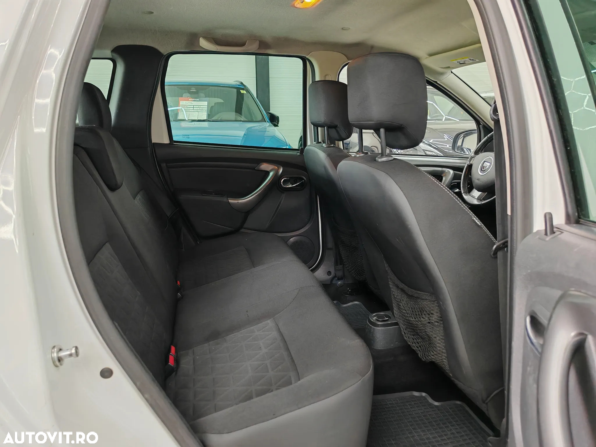 Dacia Duster 1.5 dCi 4x4 Prestige - 12