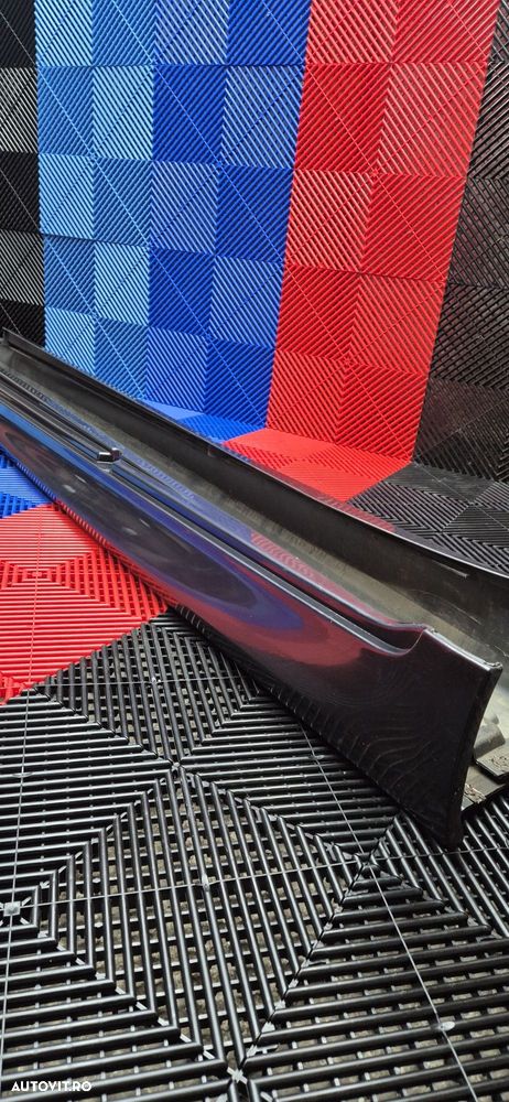 Prag dreapta M bmw seria 5 f10 f11 cod culoare A90 2012 - 1