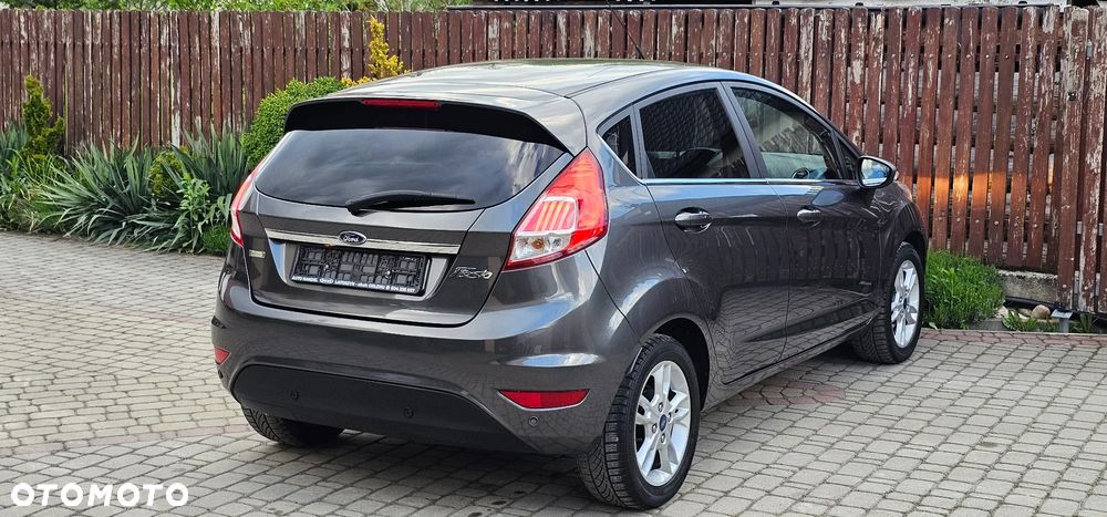 Ford Fiesta 1.0 EcoBoost S&S TITANIUM - 6