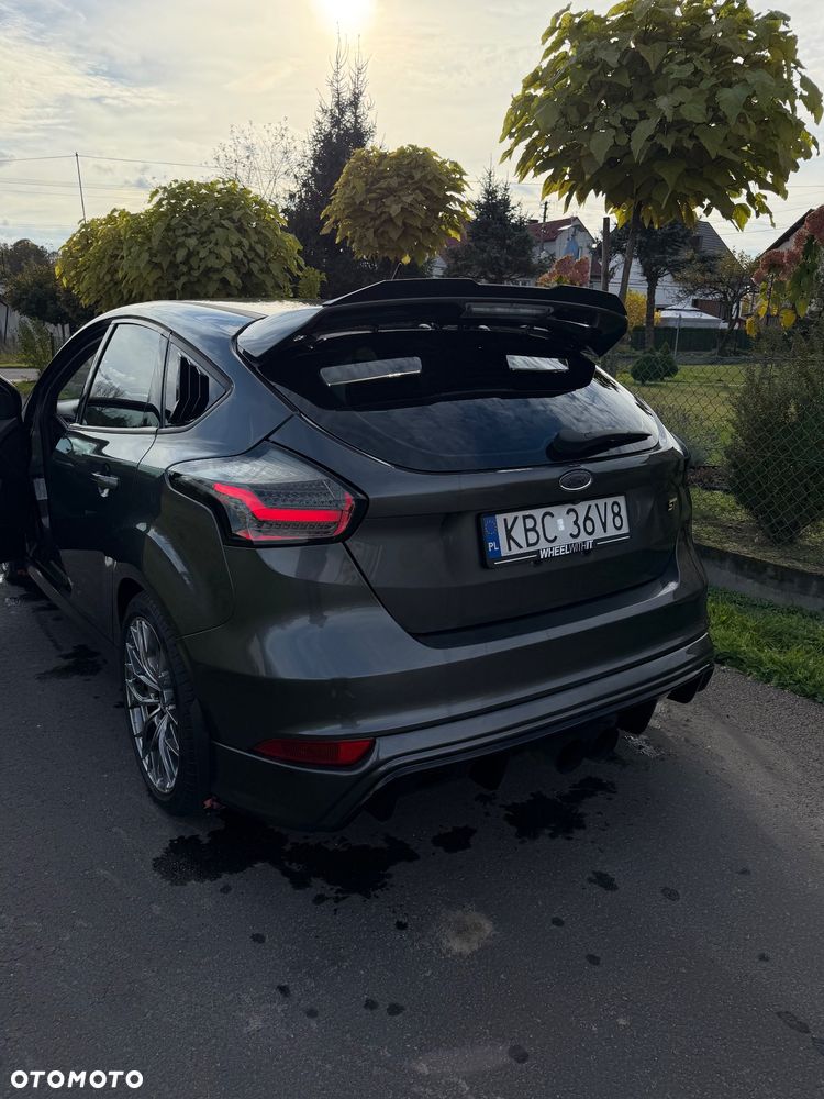 Ford Focus - 12