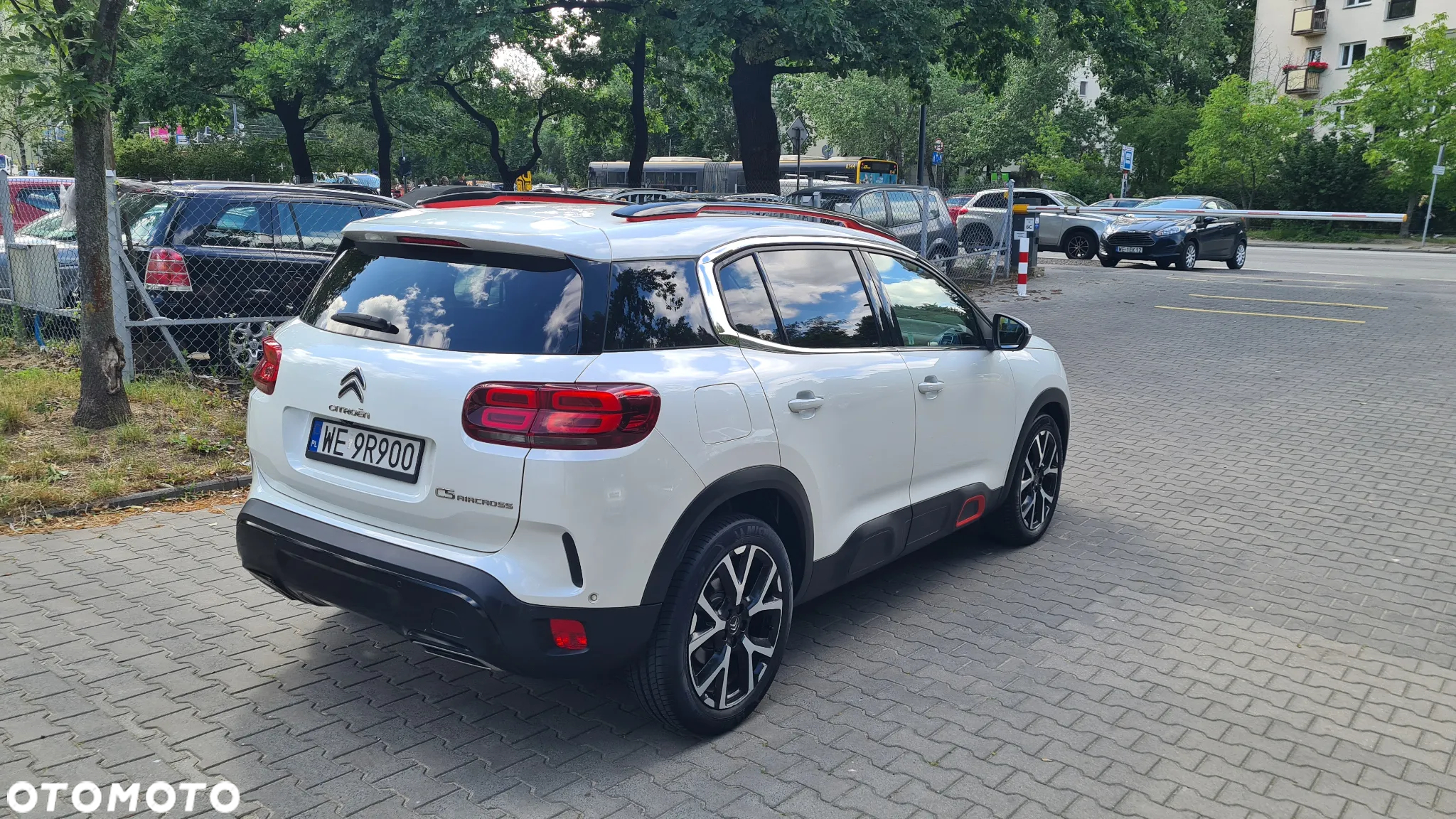 Citroën C5 Aircross 1.6 PureTech Shine EAT8 - 4